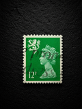 Great Britain 12p Queen Elizabeth II Machin Stamp – Used